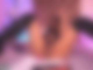 Malaia Hills's Live Sex Cam Show