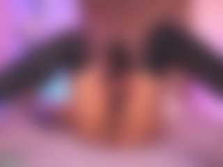 Malaia Hills's Live Sex Cam Show