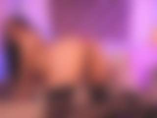 Malaia Hills's Live Sex Cam Show