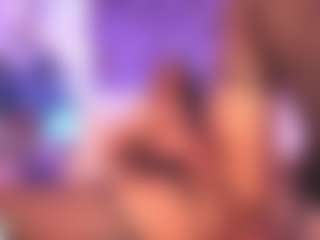 Malaia Hills's Live Sex Cam Show