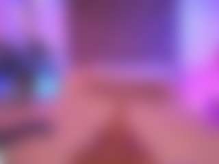 Live cam show with Malaia Hills - Blue Eyes on CamwithHer
