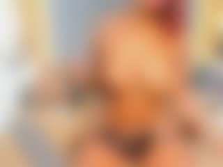 Live cam show with Naomi - Facial Piercings on Hubzter Live