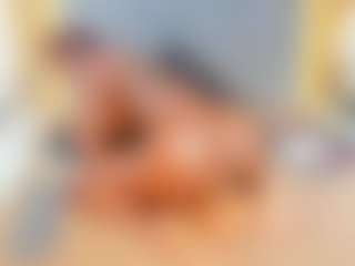 Live cam show with Naomi - Gray Eyes on crypto-cams