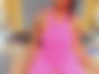 Live cam show with Naomi - Ebony Big Tits on Chatstar