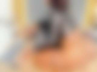 Live cam show with Naomi - Squirt on TeamSkeetLive