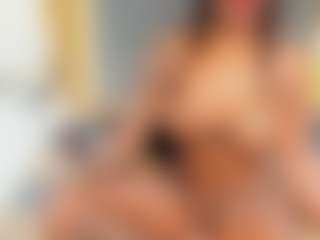 Naomi's Live Sex Cam Show
