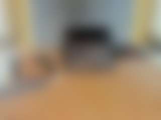 Live cam show with Naomi - Smoking on CamwithHer