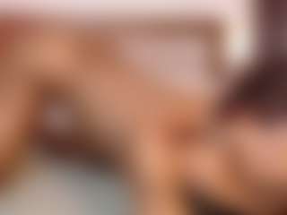 Live cam show with Cassandraray - Ebony on Milfs Live | colombia