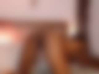 Live cam show with Cassandraray - Athletic Strip on Hubzter Live