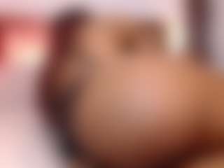 Live cam show with Cassandraray - Ass Bouncing on SinfulBabes