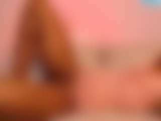 Show live cam dengan Cassandraray - Brown Eyes Ebony di Camsoda