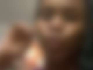 Live cam show with Cassandraray - Hairy Pussy on friskycurves.com