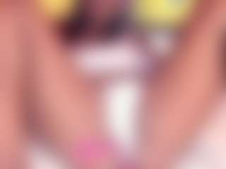 Live cam show with emablend - Ebony on StripNow | colombia