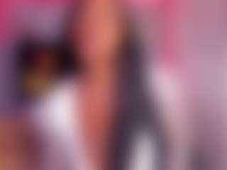 Live cam show with emablend - Ebony Teen (18+) on Fling VIP Chat