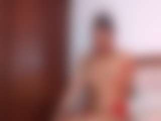 Live cam show with erikareynolds - Bikini on liverealitysex.com