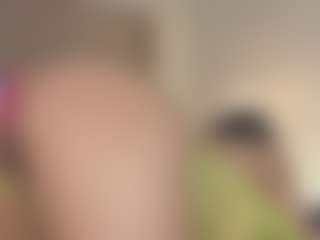 Live cam show with ginaakemi - Spy Curvy on Chatstar