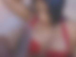 Live cam show with ginaakemi - Teen (18+) on StripNow