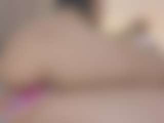 Live cam show with ginaakemi - Suck on Cam Slut