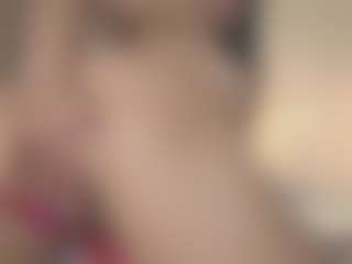 Live cam show with ginaakemi - Pornstar Ebony on livesuperchat.net