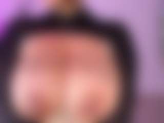 Zoe's Live Sex Cam Show