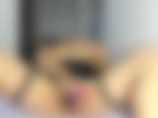 Live cam show with jenny-evans - Big Tits Curvy on livesuperchat.net