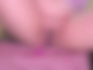 Live cam show with laura - Bikini on Camsoda