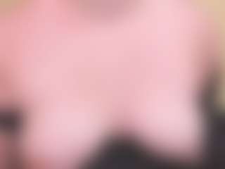 Live cam show with laura - Asshole Lovense on camwithhim.com
