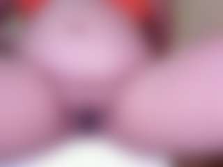 Live cam show with laura - Wet on StripNow