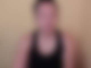 Live cam show with laura - Ass Clapping on slutload