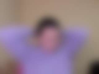 Live cam show with laura - Butt Plug on milfzrlive.com