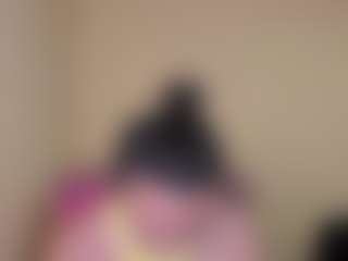 Live cam show with laura - Oil on ObeyMaria