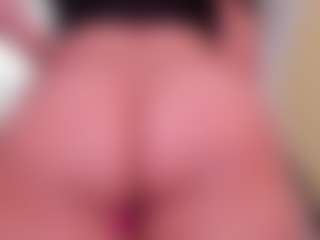 laura's Live Sex Cam Show