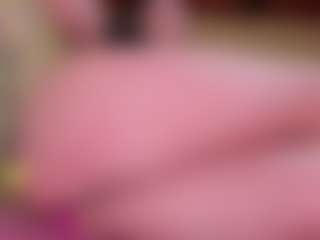 Live cam show with laura - Hairy Pussy on Camsoda