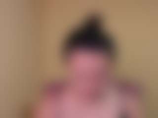 Live cam show with laura - Body Massage on Mixed Magazine Live