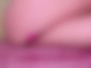 Live cam show with laura - Body Massage on liverealitysex.com