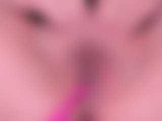 Live cam show with laura - Cute on sexytreat.net