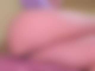 Live cam show with laura - Thong on Dare Cams