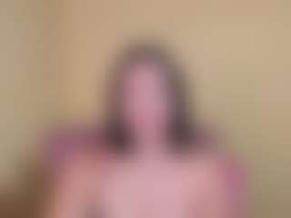 Live cam show with laura - Baby on Gym Cam Girls