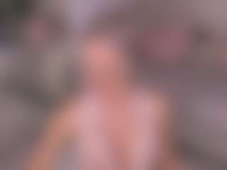 Live cam show with prettyelisabeth - Dance on Latina Girls