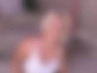 prettyelisabeth MILF webcam performer live streaming