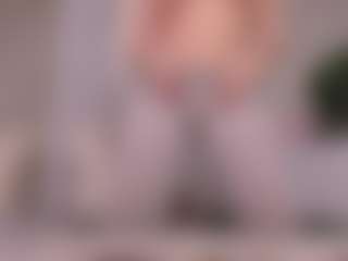 Live cam show with prettyelisabeth - Orgasm on Dare Cams