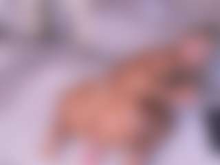 Live cam show with prettyelisabeth - Average on Dolls Live