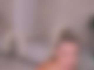 Live cam show with prettyelisabeth - Brown Eyes MILF on studioflirtlive.com