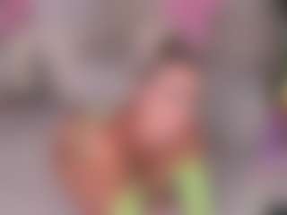 Live cam show with prettyelisabeth - Average on boobsie.com