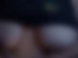 Live cam show with lemontease69 - Drinking on Soda Cam