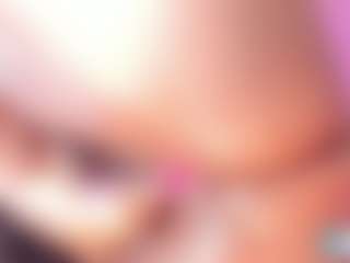 Live cam show with Elsie Morris - Ebony on Milfs Live