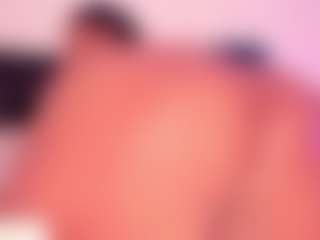 Live cam show with Elsie Morris - Thong on Camsoda