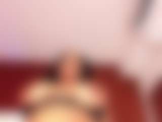 Live cam show with Elsie Morris - Gamer Latina on Dare Cams | colombia