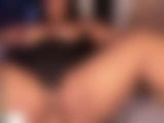 Live cam show with Elsie Morris - Big Tits Latina on livesexfox.com | colombia
