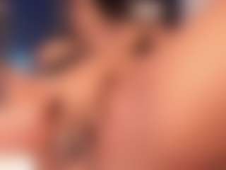 Live cam show with Elsie Morris - Big Tits Latina on SmokeAndPoke | colombia